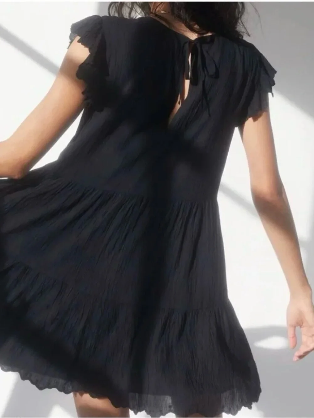Aritzia Wilfred La Boheme Sidonie Ruffled Scalloped Tiered Mini Dress Black XS